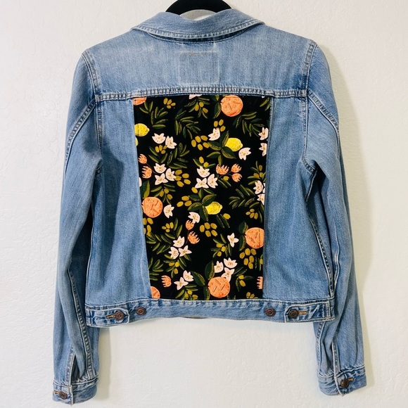 Custom Denim Jacket Citrus Fruit Beaded One of Kind Levi’s Jacket Large - Picture 1 of 16